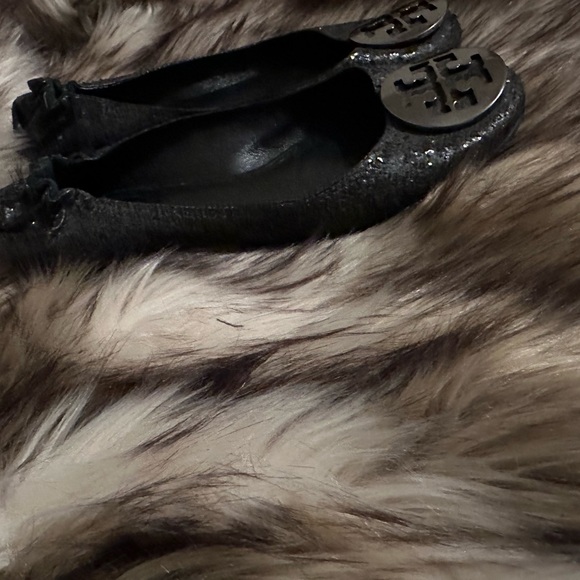 Tory Burch sparkle black leather flats. Overall good condition - Picture 2 of 9